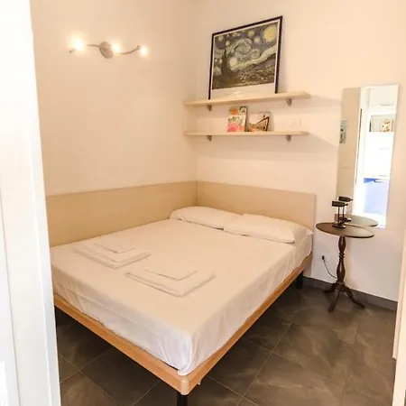 Realkasa Station Flat Апартаменты *