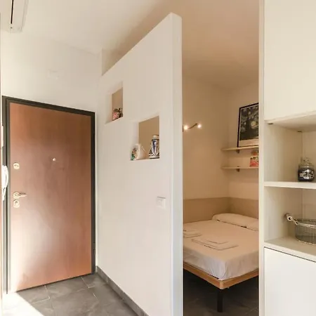 Realkasa Station Flat ボローニャ