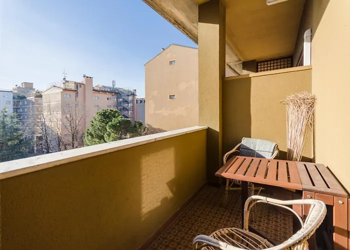Realkasa Station Flat بولونيا